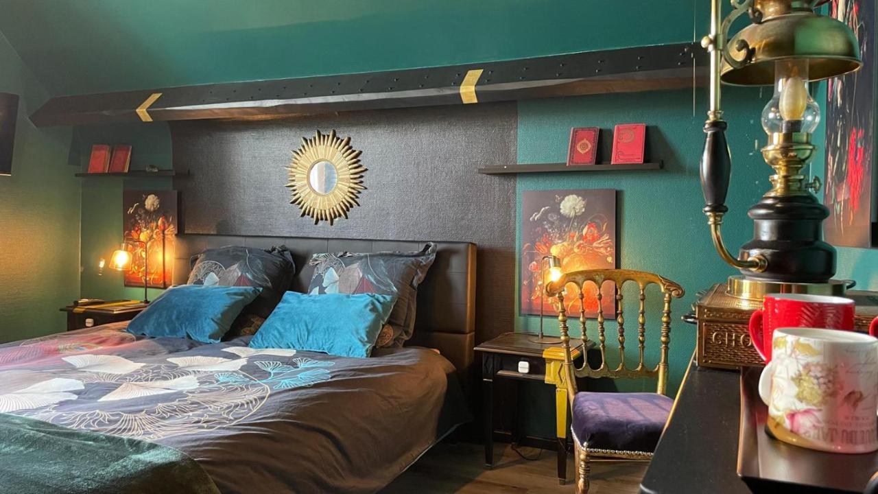 Les Nuits Victoriennes Bed & Breakfast Saint-Germain-du-Corbeis Exterior foto